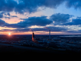WastePlant Droneoptagelse af energitårnet i Roskilde